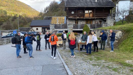 Sosta dei visitatori a Grumo