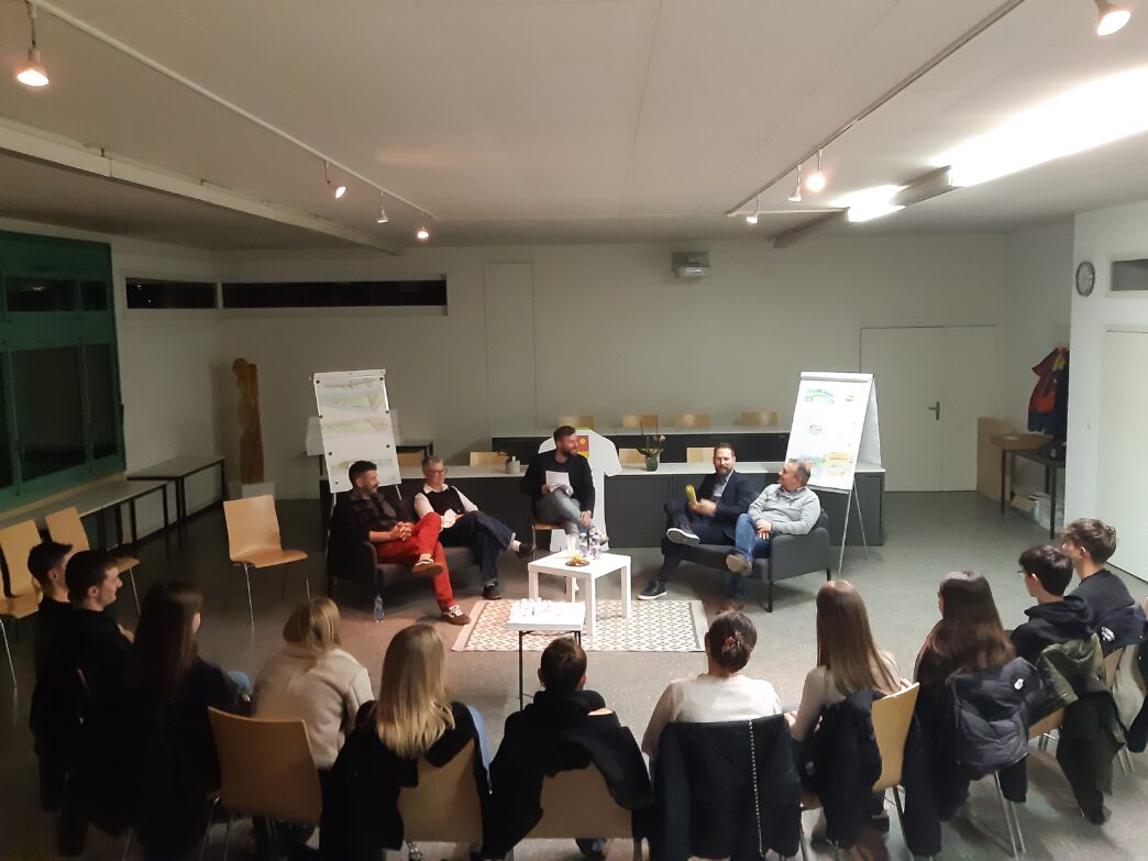 I 18enni incontrano i Municipali di Serravalle