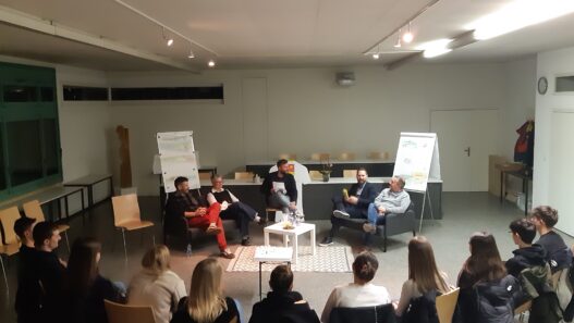 I 18enni incontrano i Municipali di Serravalle