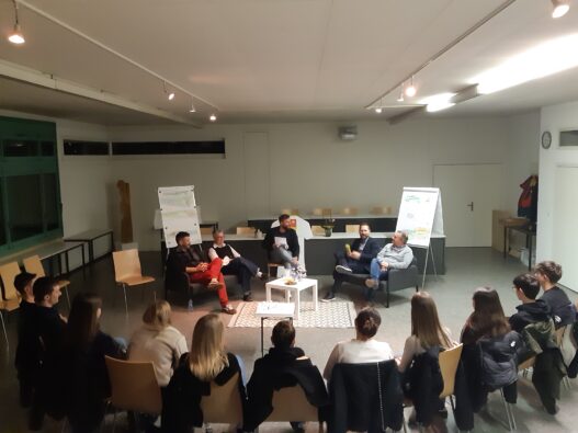 I 18enni incontrano i Municipali di Serravalle