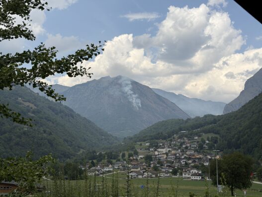 Da Dangio, foto dell'incendio, domenica 16 agosto