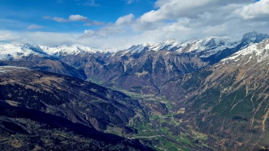 Foto aerea della Valle, di Bruno Pellandini